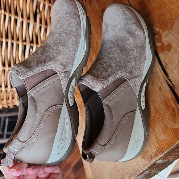 Skechers Suede Slip-On Shoe Tan - Picture 5 of 16